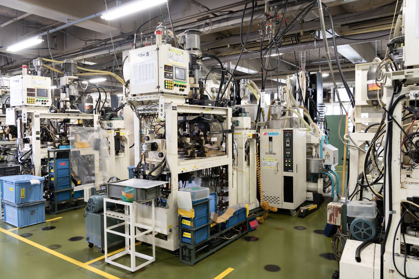 スーパーエンジニアリング・プラスチック専用高性能成形機